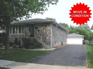 11955 S Tripp Ave, Alsip, IL 60803