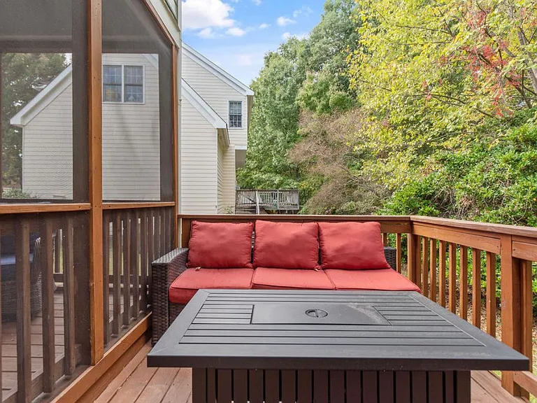 110 Mint Hill Dr — Photo 33