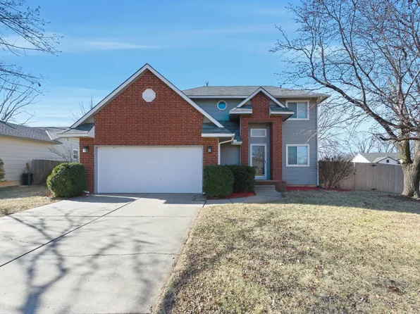 2002 N Parkdale Ct, Wichita, KS 67212