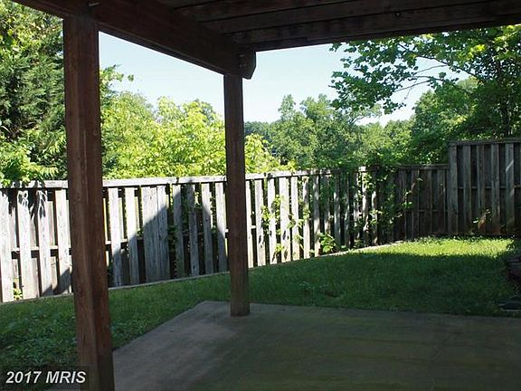 5th image of 530 Highland Towne Ln