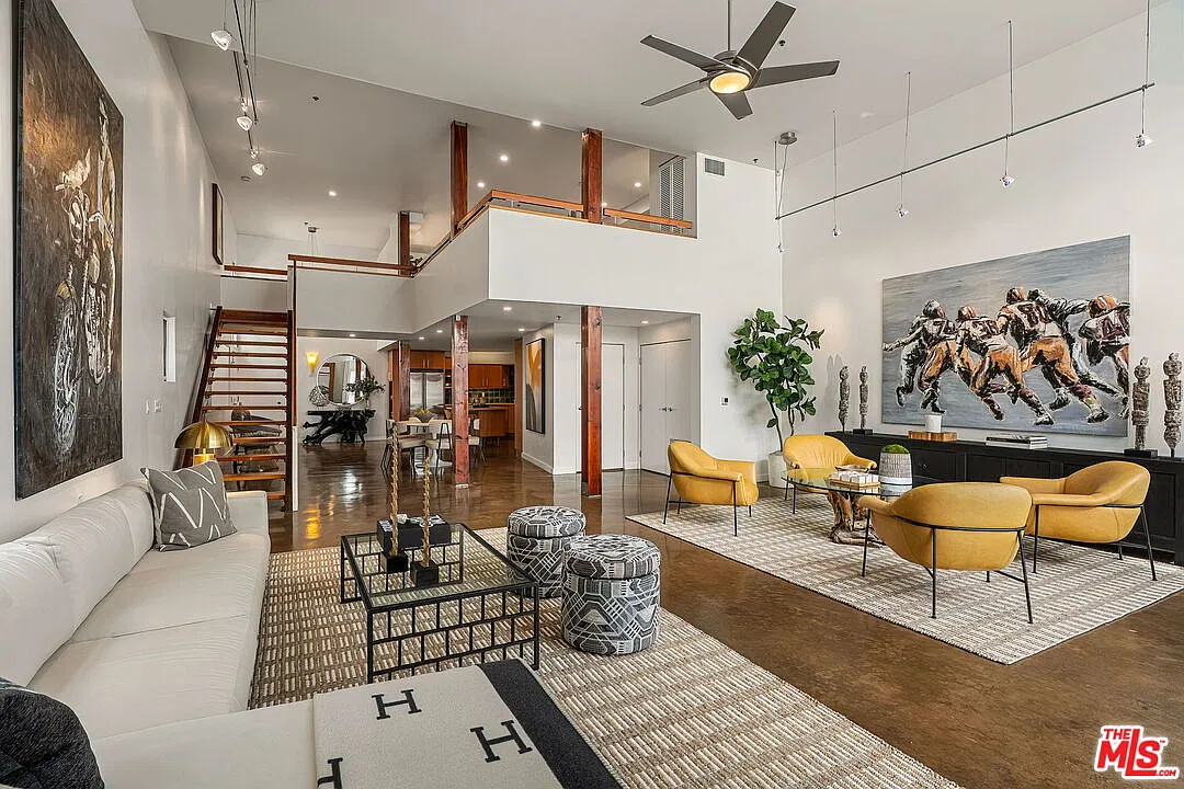 1 bed, 1.5 bath, 1800 sqft, $7,500 — Photo 1