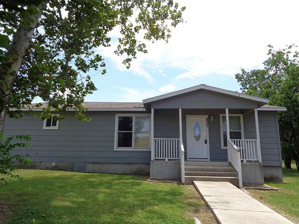 1st image of 907 E Live Oak St