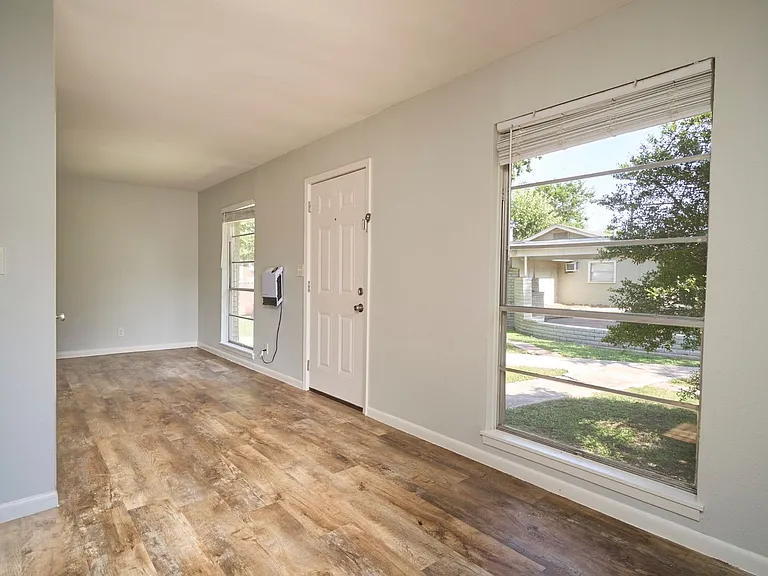 110-122 San Angelo Blvd #118 — Photo 14
