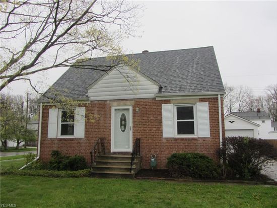 383 Hawthorne St Elyria Oh 44035 Zillow