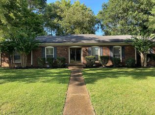 1814 Haynes Dr, Murfreesboro, TN 37129