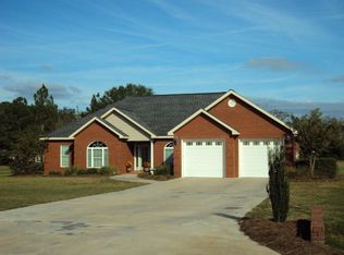 6106 Cottonwood Ln, Blackshear, GA 31516