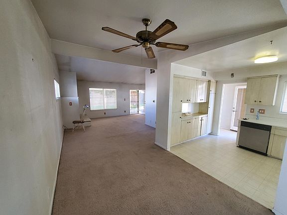 4th image of 1132 W Avenue J13