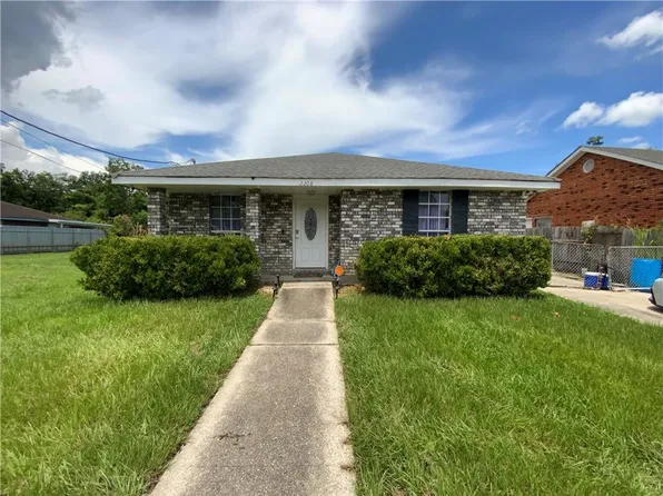 3208 Maureen Ln, Meraux, LA 70075
