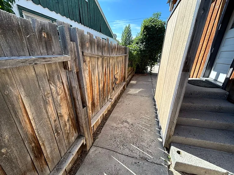 1013 E Park Ave — Photo 60