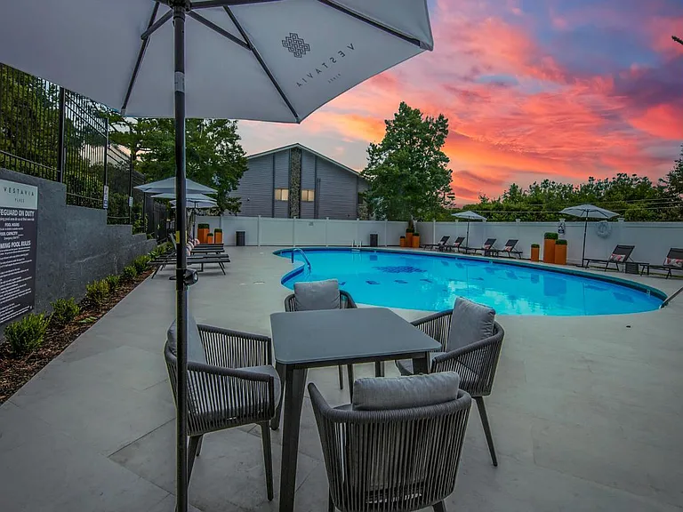 Vestavia Place — Photo 9