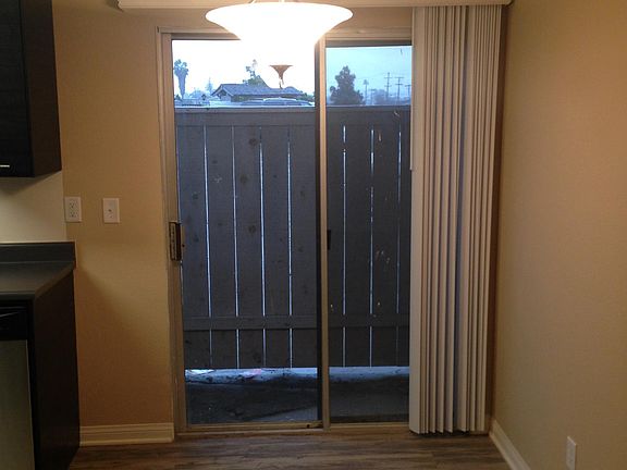 4th image of 4611 Ohio St APT 11