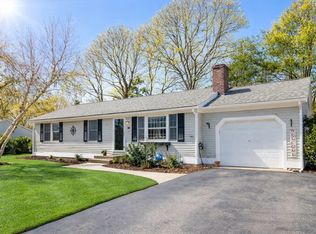 39 Mainsle Ln, Hyannis, MA 02601