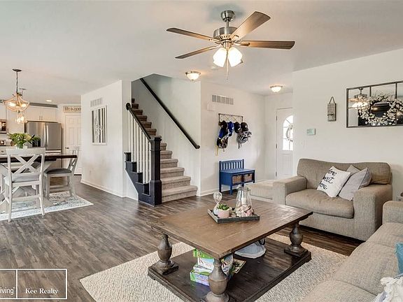 4th image of 58869 Westmoore Cir