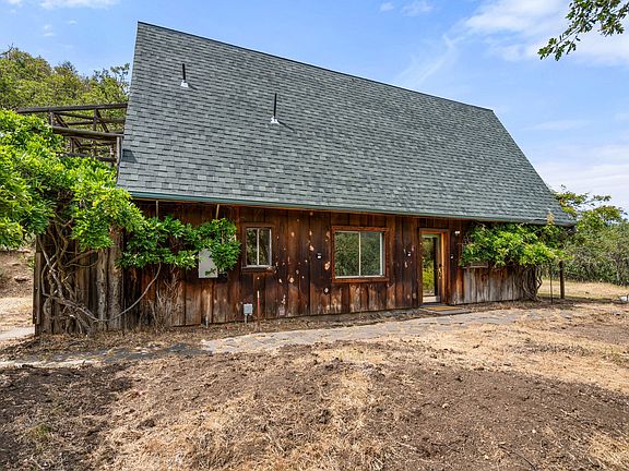 3rd image of 4770 Andrews Rd