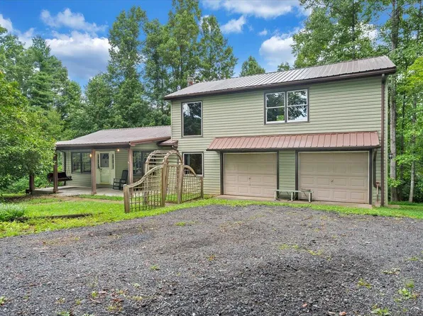 3760 Fork Mountain Rd, Rocky Mount, VA 24151