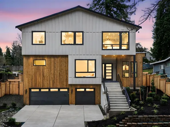 14 158th Place NE, Bellevue, WA 98008