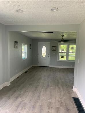 5th image of 3463 Rohr Rd