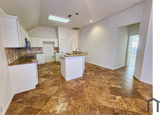 3rd image of 10904 Reisling Dr