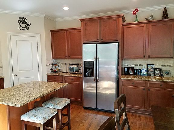 Love the Island with Storage