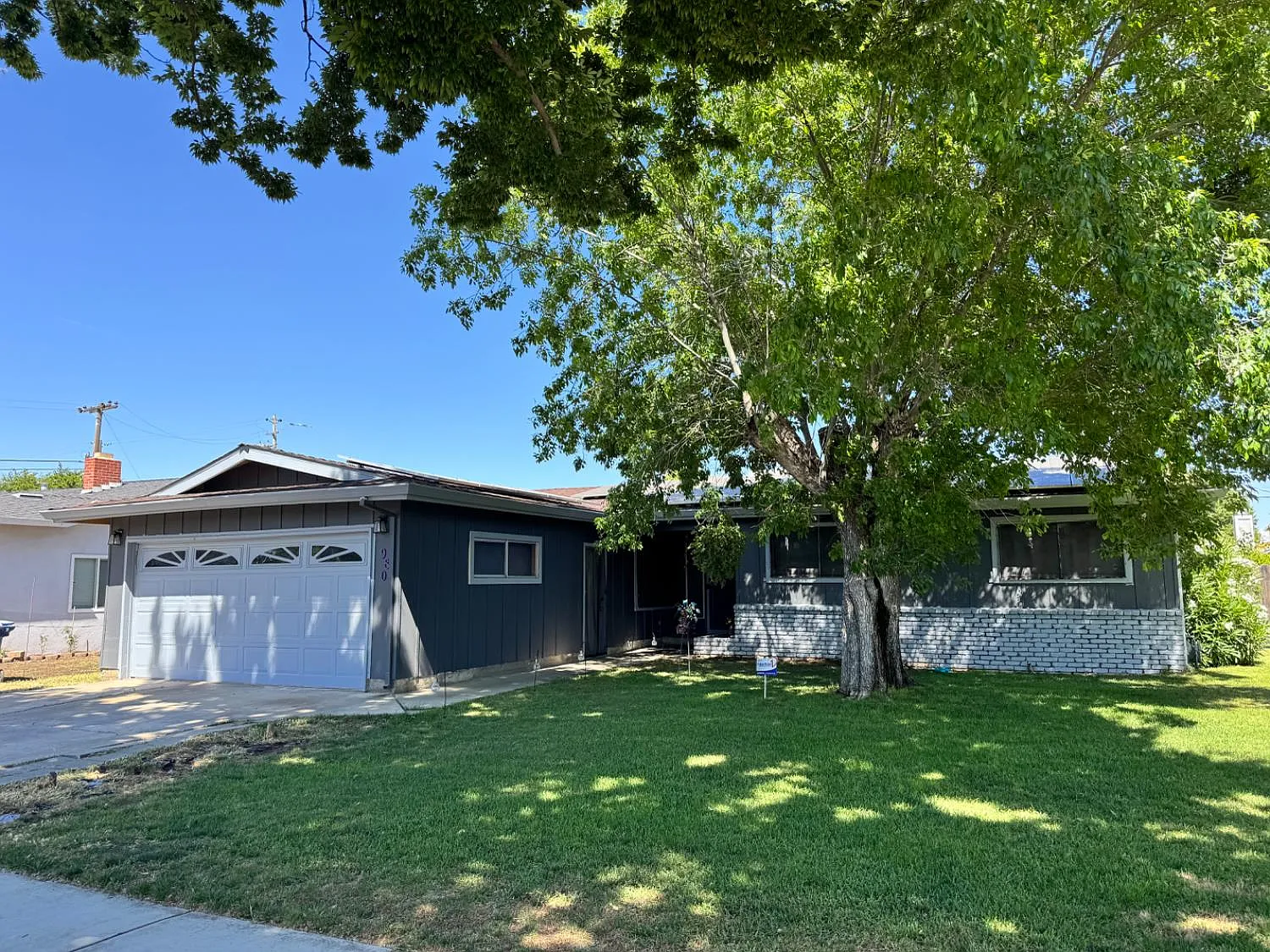 980 Sydney Ln photo 1