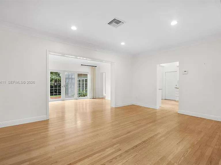 1246 Algardi Ave — Photo 26
