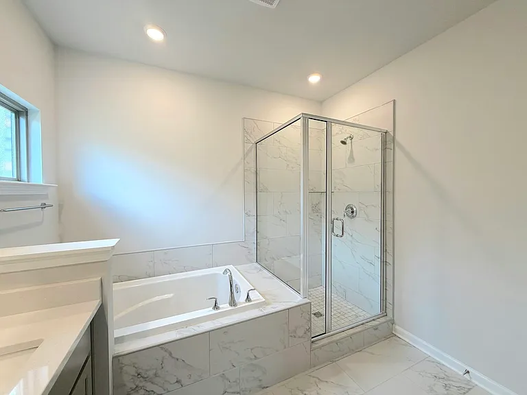 137 Clift Creek Dr — Photo 20