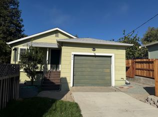 924 Lemon St, Martinez, CA