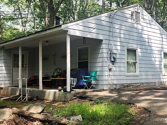 3rd image of 677 West Hill Road