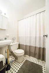 Rented by Jonathan Wachtel, LREB