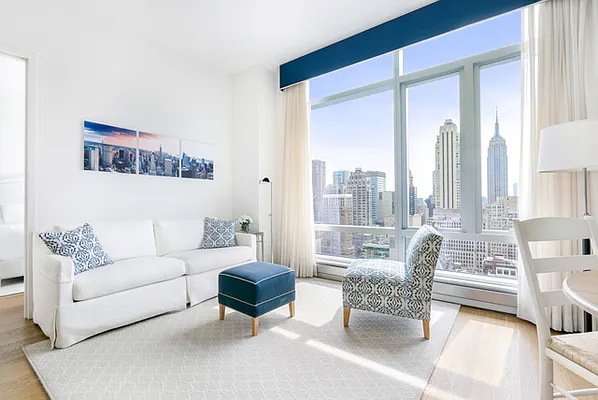 Rented by Compass | media 17