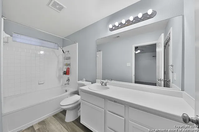 1427 Diamond Blf — Photo 21