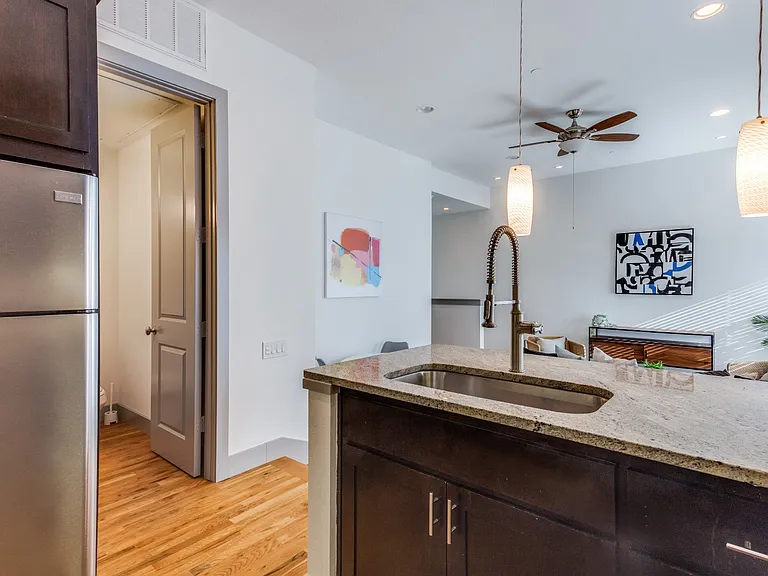 5017 Manett St #106 — Photo 15