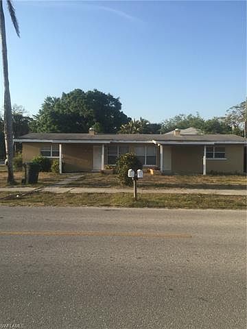 1st image of 2203/2205 South St