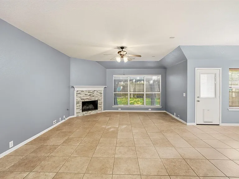 20019 Hardsville Dr — Photo 11