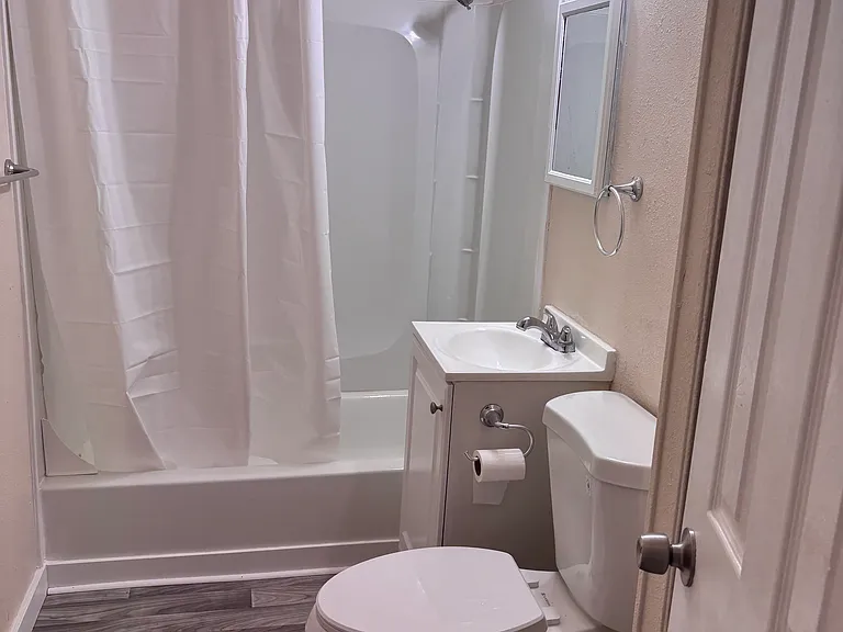 783 Floral Ct — Photo 10