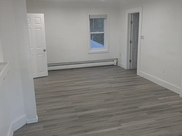 1025 N Sumner Ave #3 — Photo 3