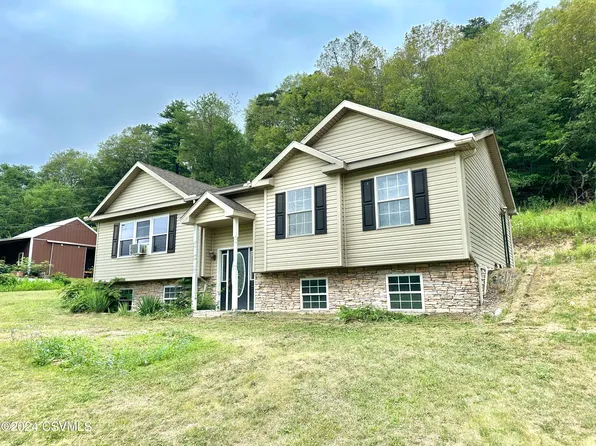 3754 Ridge Rd, Beaver Springs, PA 17812