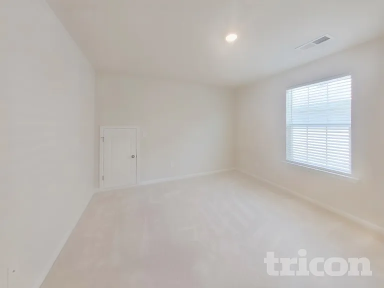 169 Magnolia St — Photo 9