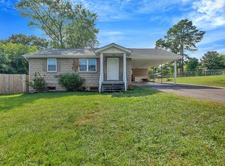 1515 Reaves Rd, Knoxville, TN 37912