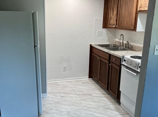 301 S Western Ave APT B, Abingdon, IL 61410