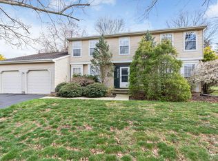 15 Richmond Dr, Somerset, NJ 08873