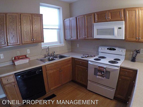 3rd image of 423 N 5th St #8458070