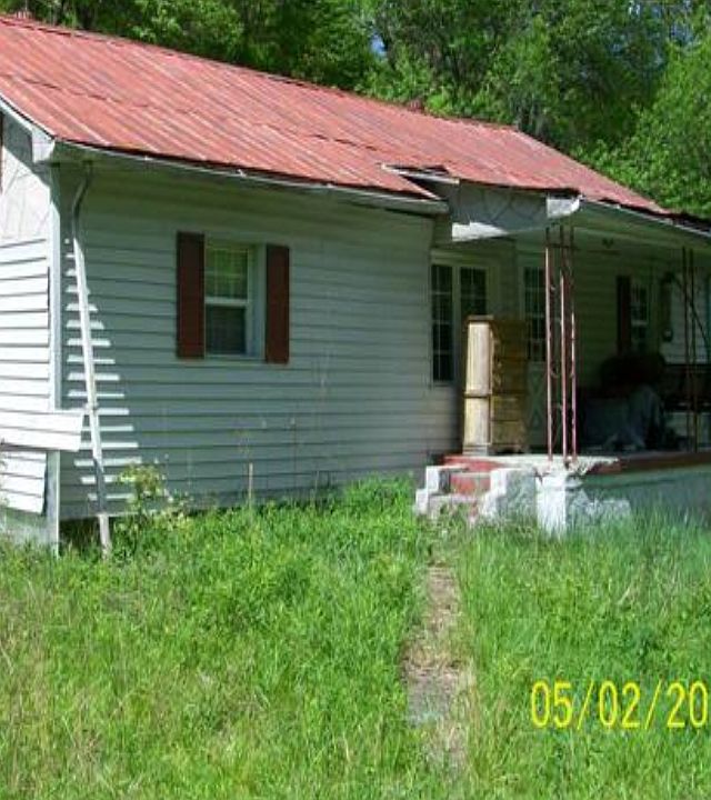 1427 Lick Branch Rd, Cedar Bluff, VA 24609 Zillow