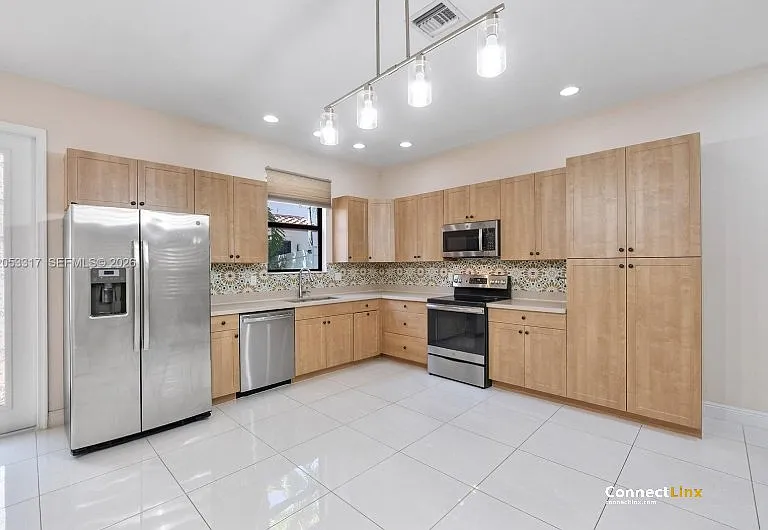 20914 NW 1st Dr — Photo 13