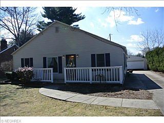 1st image of 222 Shiawassee Ave