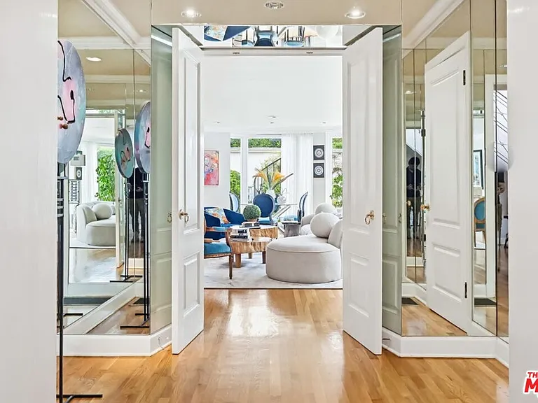 516 S Rimpau Blvd — Photo 19