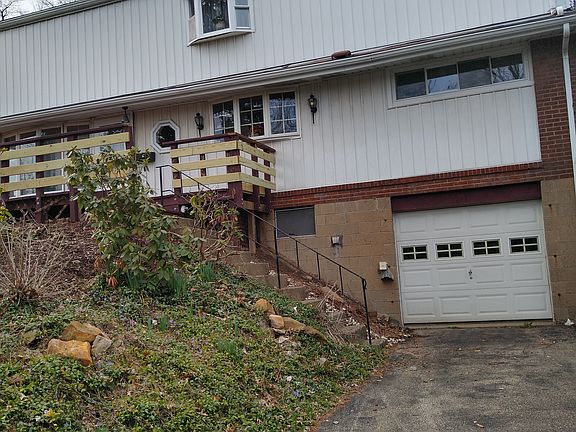 2nd image of 658 Garden City Dr