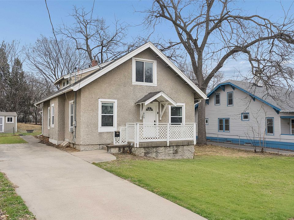 1st image of 829 29th St