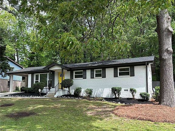 2nd image of 4396 Greenleaf Cir SW