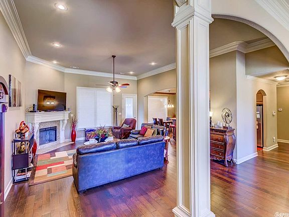 3rd image of 3725 Sterling Oaks